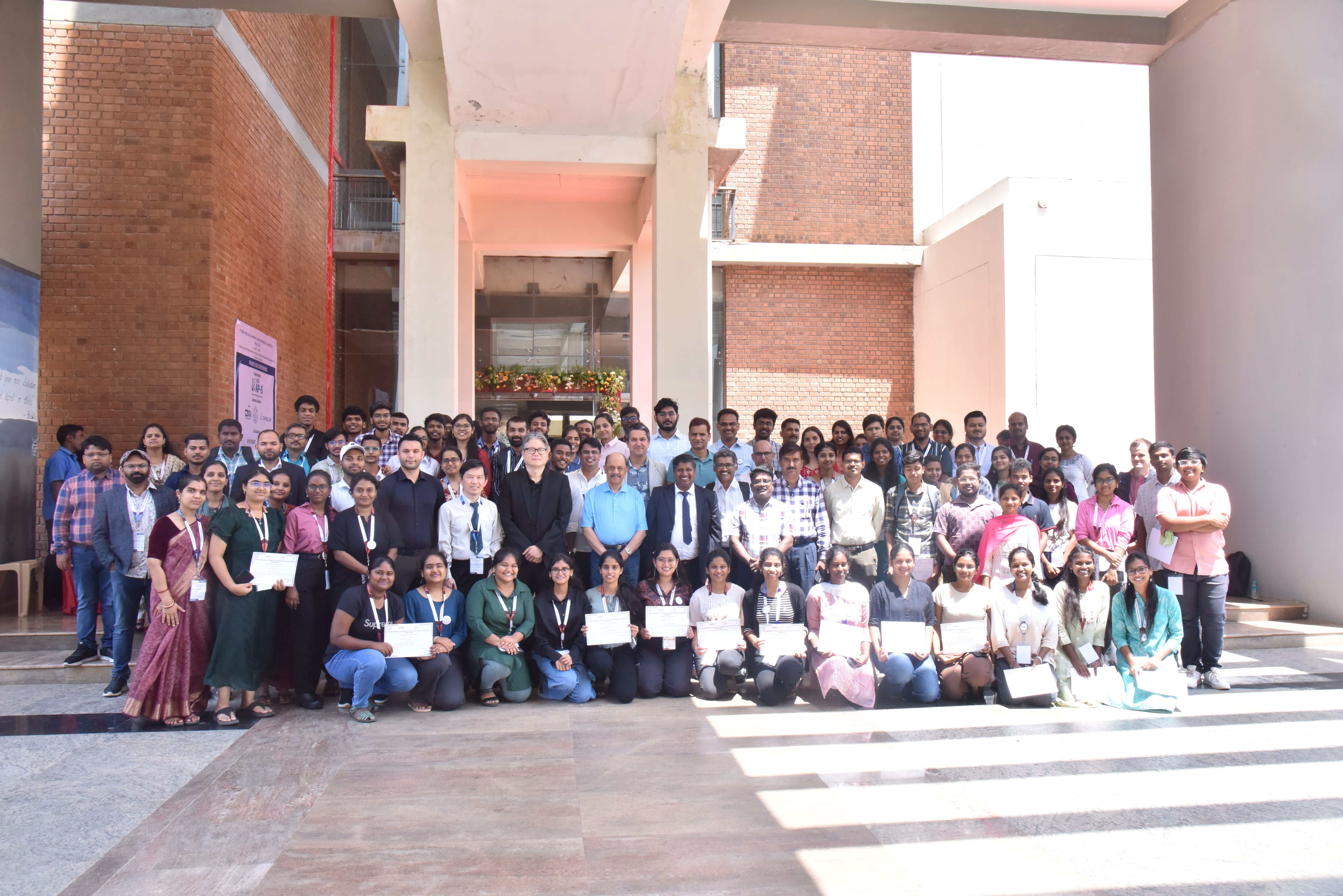 Participants and organizers of WAMS 2025 gathered for a group photo to celebrate event success.